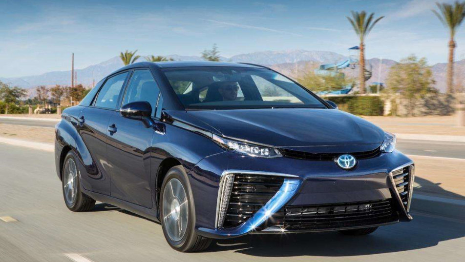 丰田发布新一代氢燃料汽车Mirai，最大续航900km，但与国人无关！